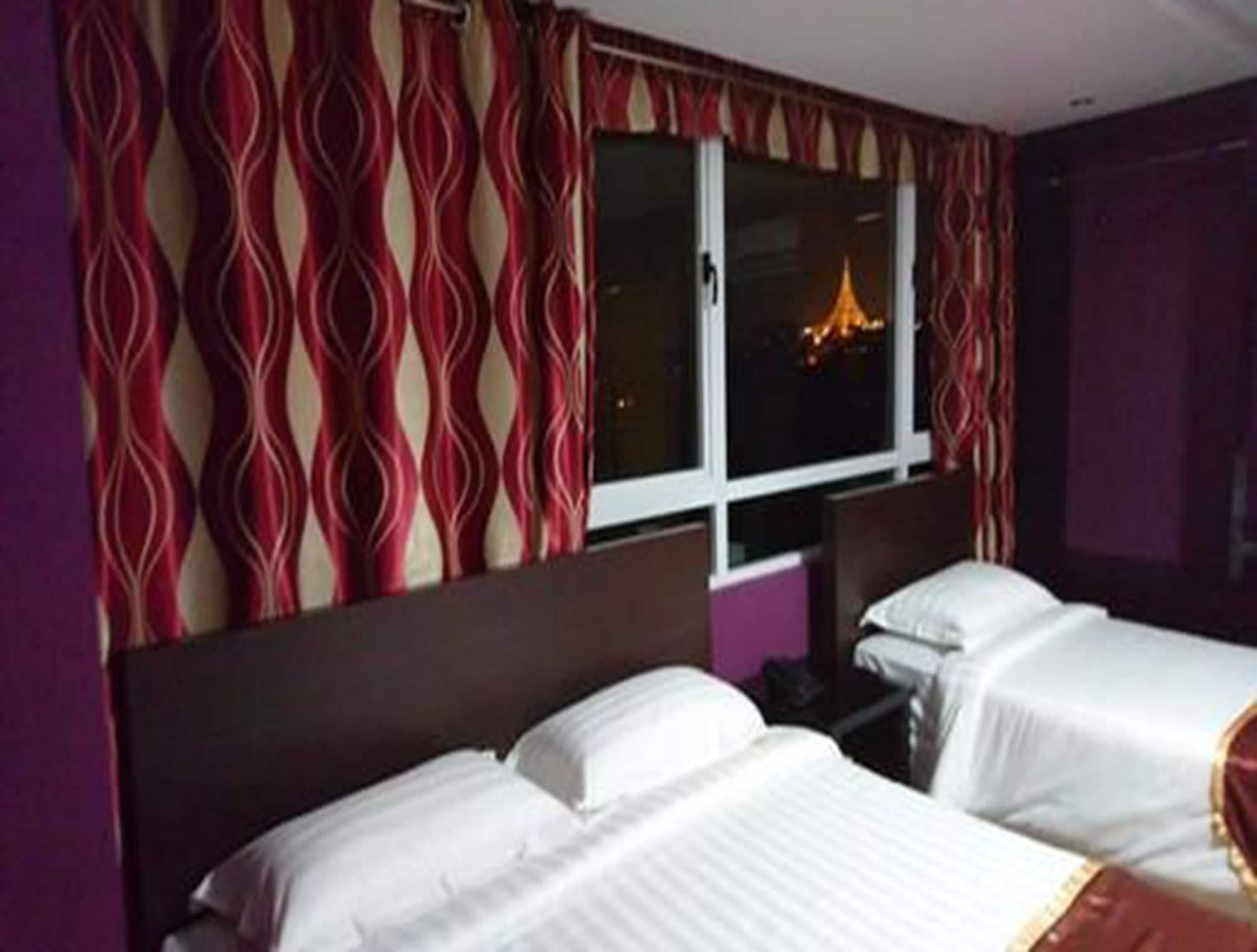 Beauty Land Hotel Yangon Esterno foto