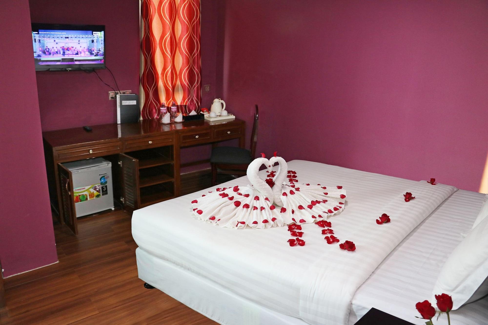 Beauty Land Hotel Yangon Esterno foto