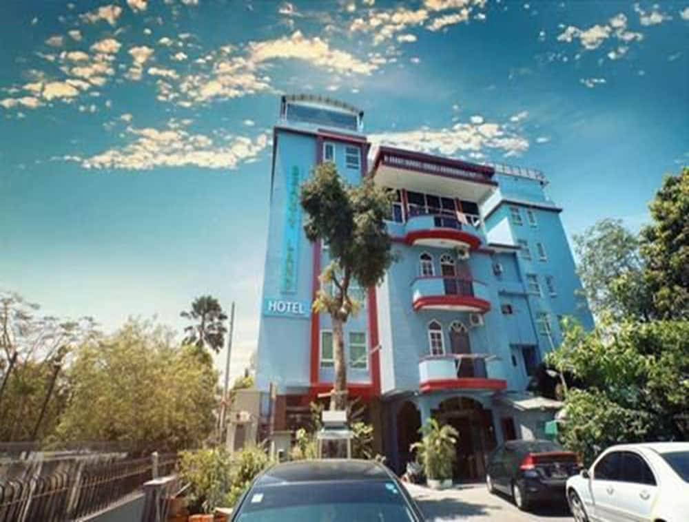 Beauty Land Hotel Yangon Esterno foto
