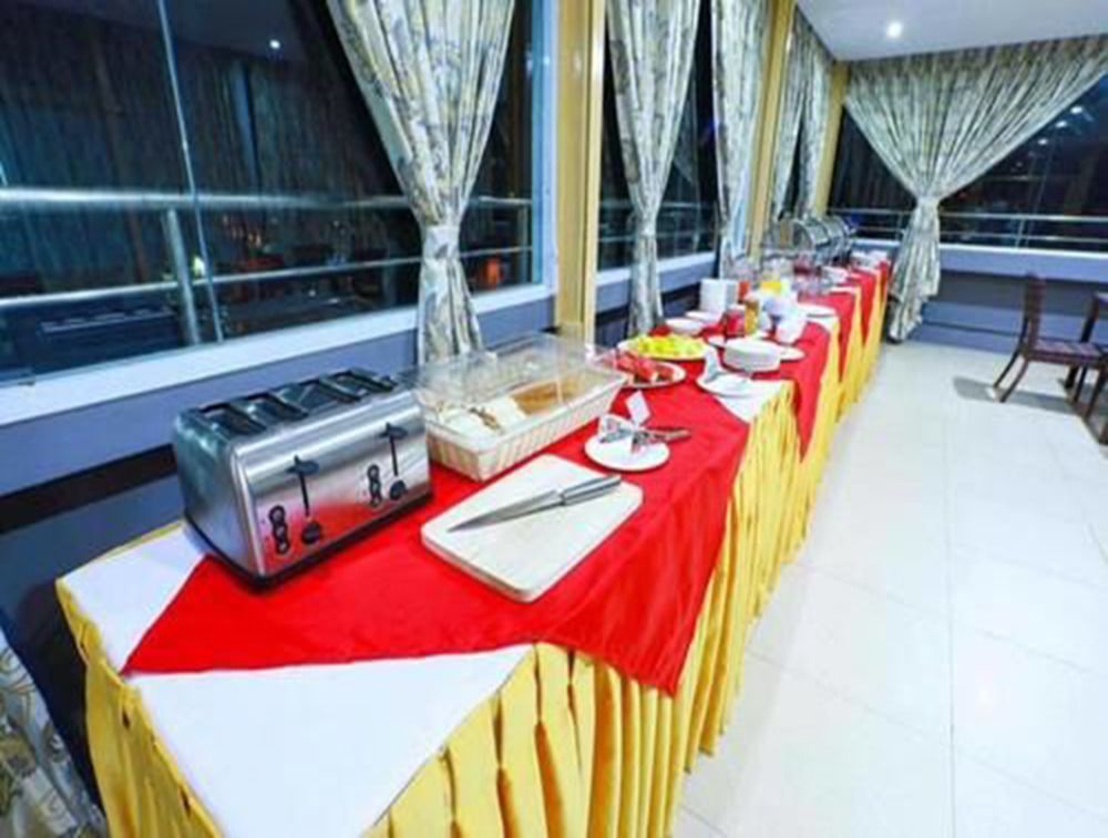 Beauty Land Hotel Yangon Esterno foto