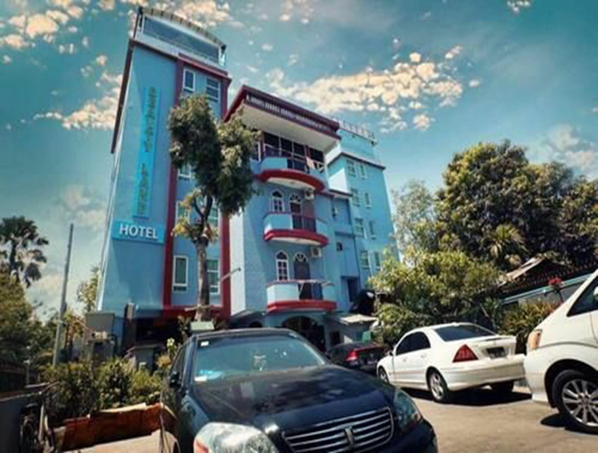 Beauty Land Hotel Yangon Esterno foto